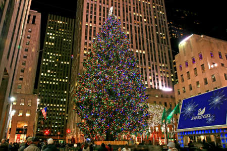 The Christmas decorations in The Rockefeller Center NYCのeditorial素材