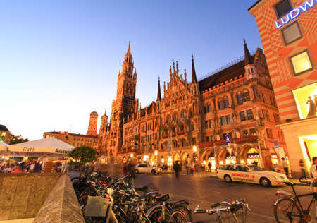 The town hall in the Marienplatz in Munich City Centerのeditorial素材