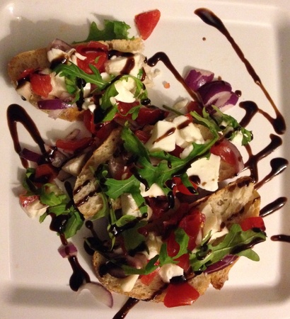 Food on white plateの素材