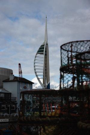 09/14/2019 Portsmouth, Hampshire, UK the spinnaker tower from old portsmouth with fishing nets in the foregroundのeditorial素材