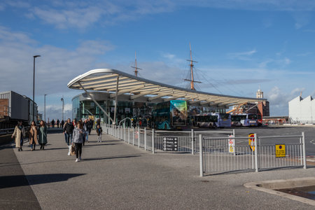 09/14/2019 Portsmouth, Hampshire, UK the Hard interchange bus terminal in Portsmouthのeditorial素材