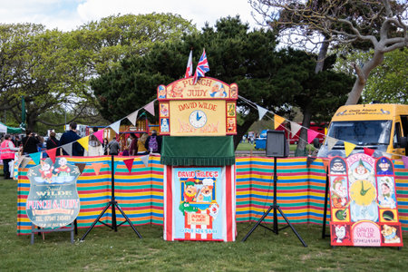 09/14/2019 Portsmouth, Hampshire, UK a punch and judy show stageのeditorial素材