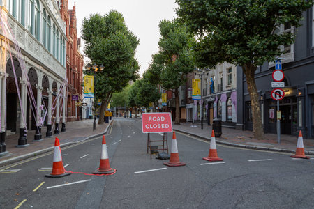 07/22/2020 Portsmouth, Hampshire, UK Portsmouth Guildhall walk closed off with traffic cones and a road closed signのeditorial素材