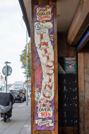 09/29/2020 Portsmouth, Hampshire, UK The sign outside a tattoo shopのeditorial素材