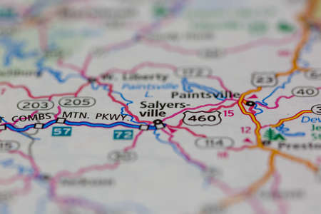 05-13-2021 Portsmouth, Hampshire, UK. Salyersville Kentucky USA shown on a Geography map or road mapのeditorial素材