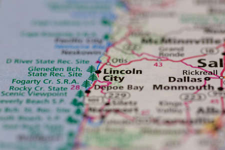 06-28-2021 Portsmouth, Hampshire, UK, Lincoln City Oregon USA shown on a Geography map or road mapのeditorial素材