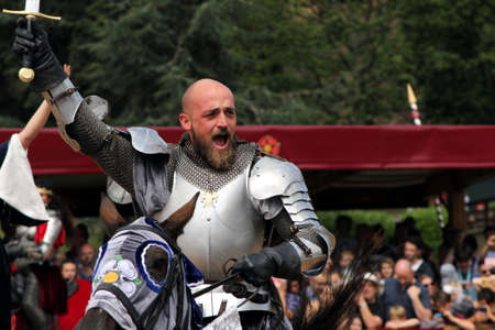 Warwick, UK - July 22 2017: Jousting tournament and medieval re-enactment of the Wars of the Roses at Warwick Castleのeditorial素材