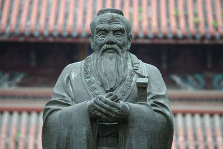 Confucius statue in Confucius Temple in Suzhou (China)の写真素材