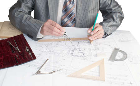 the of engeneer-designer is carried out by construction plans 