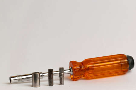 Hand tool with possibility of exchanging tips and performing different jobs
