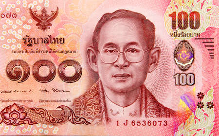 Close up of 100 Bath,Thailand Currency,Banknote with the image of Thai King Bhumibol Adulyadejのeditorial素材