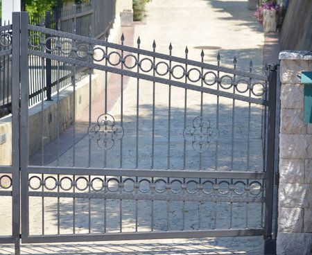 modern metal gate for the house