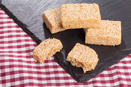 Edible White Sesame Seeds - Sesame Bars With Honey
