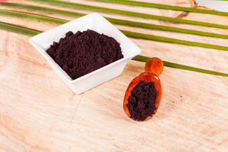 Powder gives acai Brazilian fruit - Euterpe oleracea.の写真素材