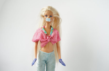 バービー人形の写真 イラスト素材一覧 1 933件 ストックフォトのamanaimages Plus