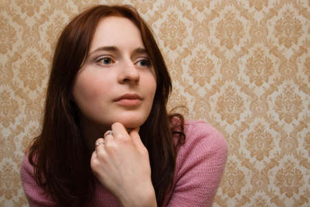 Young beautiful woman indoor portrait
の写真素材