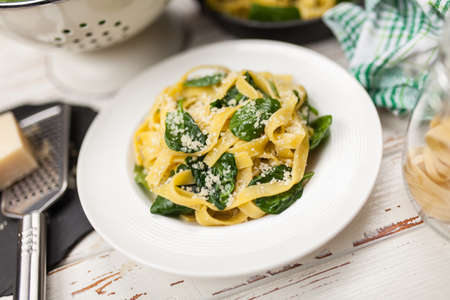 Spinach tagliatelle pastaの写真素材