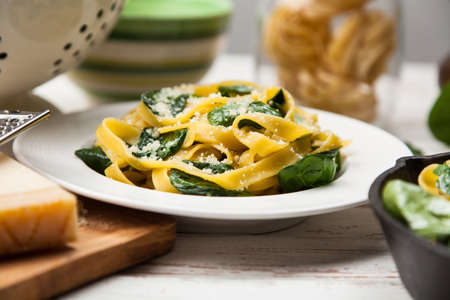 Spinach tagliatelle pastaの写真素材