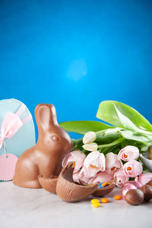 Easter chocolate bunny and eggsの写真素材