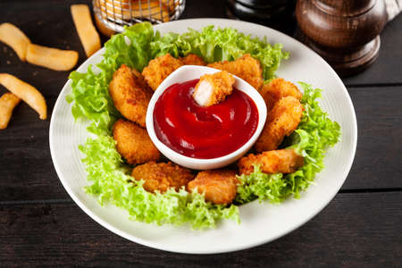 Crispy chicken nuggetsの写真素材