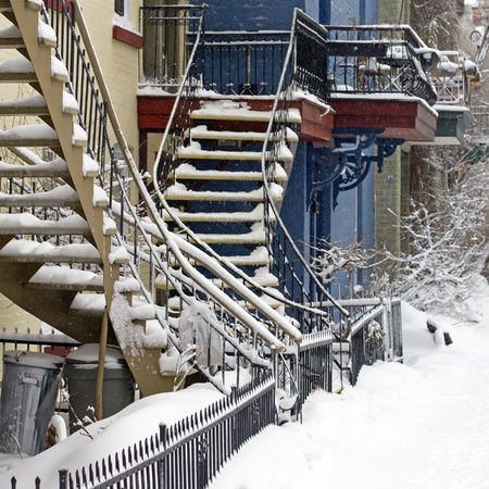 residential street of montreal canada in the winterの写真素材
