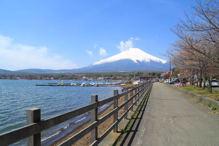Mt.Fuji at Lake Yamanaka, Yamanashi, Japanのeditorial素材