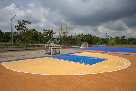 empty outdoor public basketball courtの写真素材