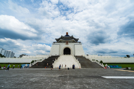 Taipei, Taiwan- 8 June, 2019: Unidentified people visited Chiang Kai-Shek Memorial Hall in Taipei, Taiwan. the famous landmark with popular travel of tourists visiting Taiwan.のeditorial素材
