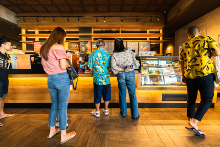 NAKHON RATCHASIMA, THAILAND - 10 AUG 2019 : the Starbucks Reserve customers inside Central Plaza Mall at Nakhon Ratchasima, Thailandのeditorial素材