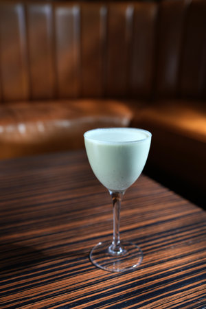 Grasshopper cocktail served in a classic martini glass, close-upの写真素材