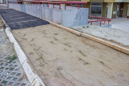 freshly tarred sidewalk, can see the layersの写真素材