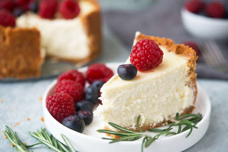 Homemade cheesecake new York decorated with  berriesの写真素材