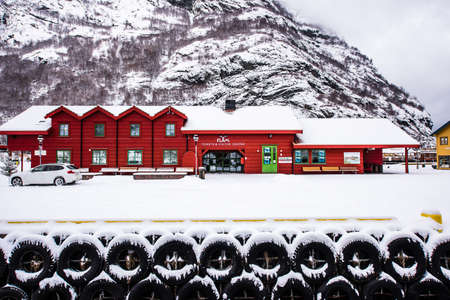 Flam, Norway - December 28, 2014: Station old Flam Railway. The Flam Line Norwegian: Flamsbana is a 20.2-kilometer long railway line between Myrdal and Flam in Aurland, Norway.のeditorial素材
