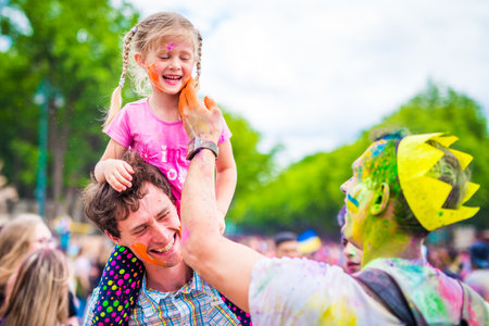 Khakiv, Ukraine - 19 May 2018: Holi color fest celebrating in Parkのeditorial素材