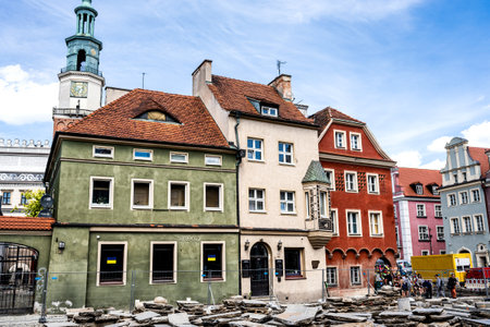 Reconstruction of Old Market with tourists in Poznanのeditorial素材