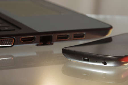 Wifi tethering laptop and  smartphone network