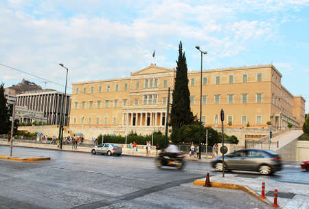 Greek Parliament and traffic in move in Athens, Greeceのeditorial素材