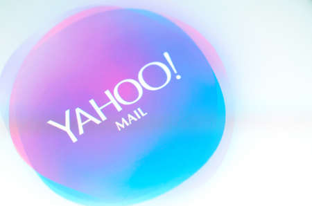Brest, Belarus - June 28, 2017: Brand name yahoo mail on screen android phone.のeditorial素材