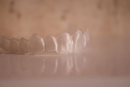 Invisible orthodontics reflected on the surface