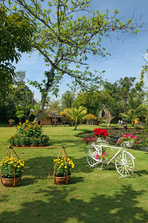 Beautifully manicured park garden in tropics  Vietnamの写真素材