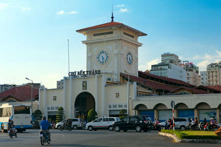 HO CHI MINH CITY, VIETNAM- DECEMBER 16 : Cho Ben Thanh or Ben Thanh Market on December 16, 2012  in Ho Chi Minh City Vietnam. Ben Thanh Market is biggest market and attraction in Ho Chi Minh City.のeditorial素材