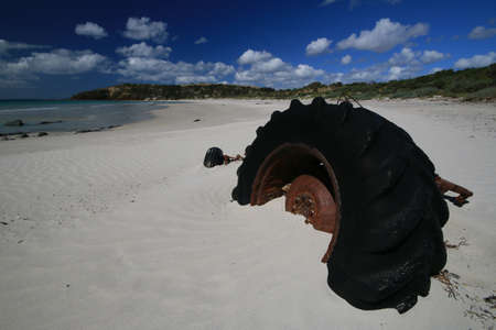 tyre on a beach at kangaroo islandの写真素材