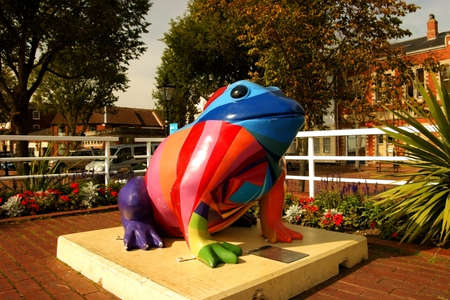 In the streets of Kinston on Hull are to be found a number of street sculptures by artists in memory of Phillip Larkin Larkin With Toads のeditorial素材