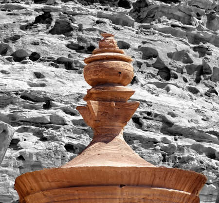 Close-up of the urn at the top of Al-Deir, the upper end of the Tholos from the monastery in Petra, Jordanの写真素材