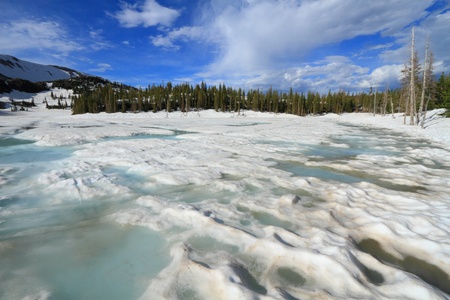 Frozen lakes in the Snowy Range Mountains of Wyomingの写真素材