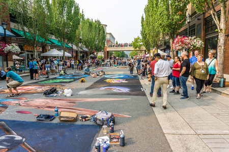 REDMOND, WA. /  USA - AUGUST 19TH 2018: Spectators enjoy art at the Chalkfest event in Redmond, Washington.The locations is Redmond Town Center.のeditorial素材