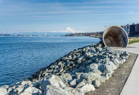 A view of the Port of Tacoma and Mount Rainier from Ruston, Washington.の写真素材