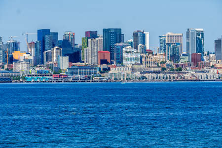 A view of the Seattle skyline in Washington State.の写真素材