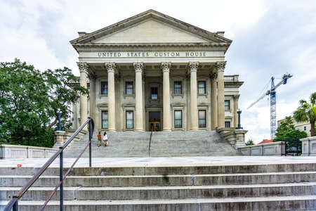 Historiic Custom House in Charleston, South Caroline.の写真素材