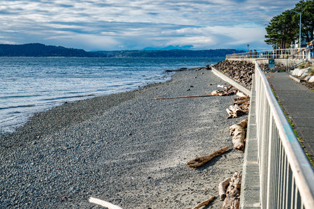 A walkway along the shore in West Seattle, Washington.の写真素材